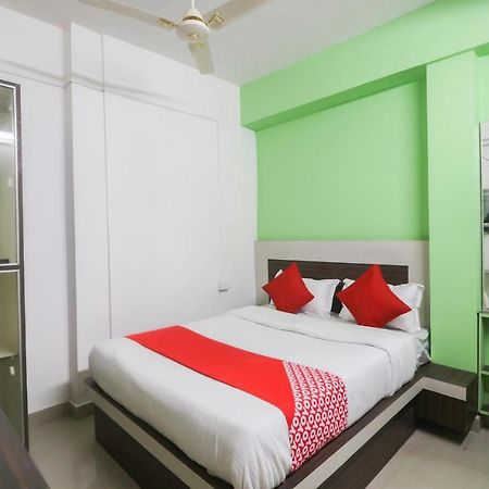 Oyo 66350 Hotel Space Setter Chandaka Exterior photo